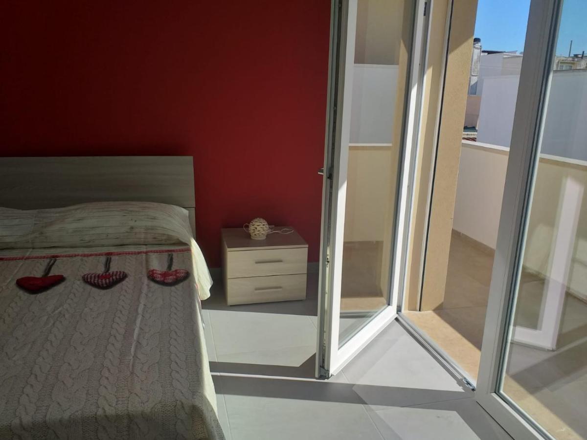 La Bussola Hotel Порто Чезарео Екстериор снимка